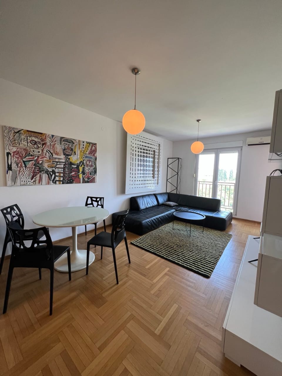 Izdaje se namjesten dvosoban stan na Zabjelu , Podgorica 